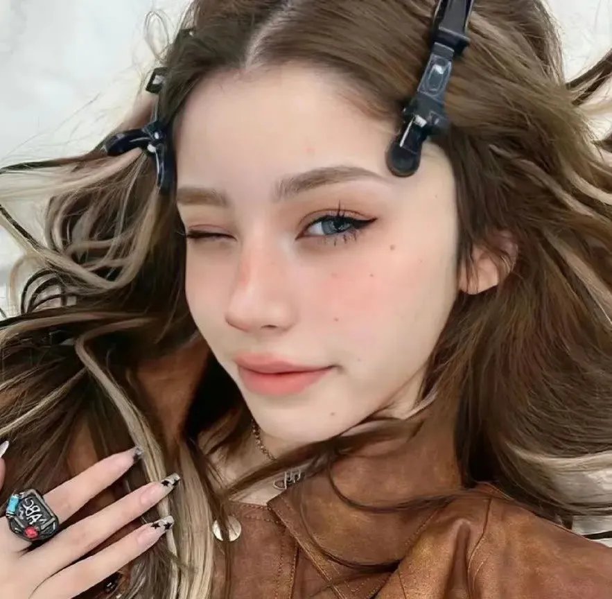 妮雯卡的黑箱日志