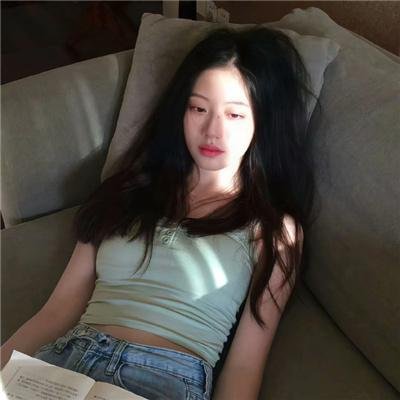 蕾哈娜内衣秀2